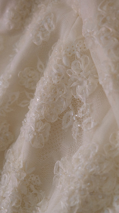 Mermaid tulle wedding gown (S)