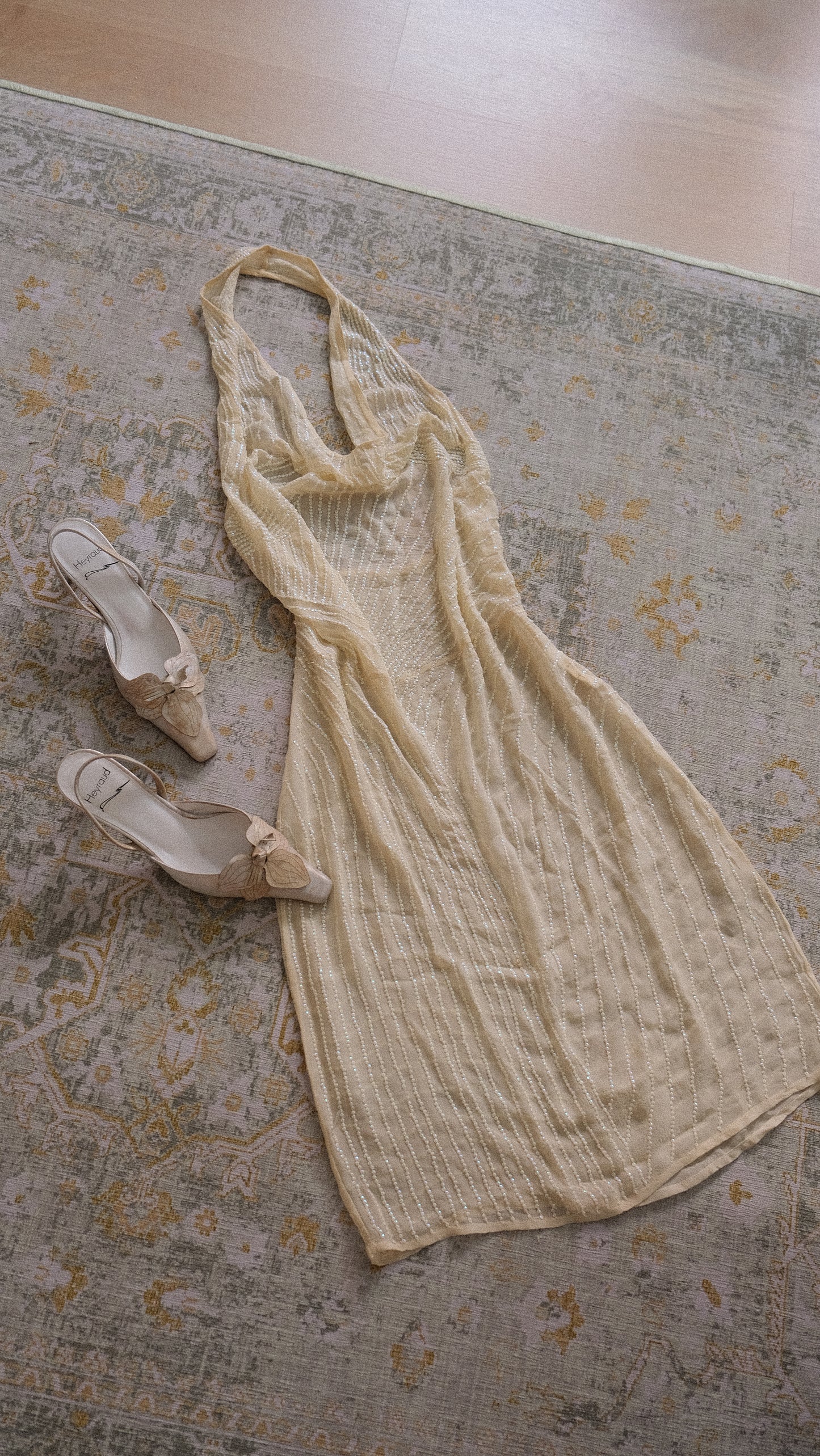 Vintage sheer ivory sequin halterdress (S-M)