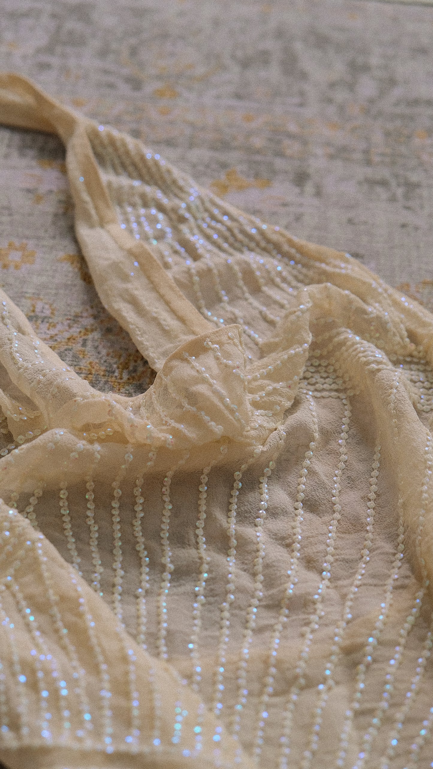 Vintage sheer ivory sequin halterdress (S-M)