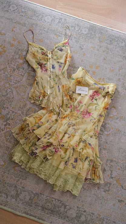 Butteryellow floral 2 piece set (M-L)
