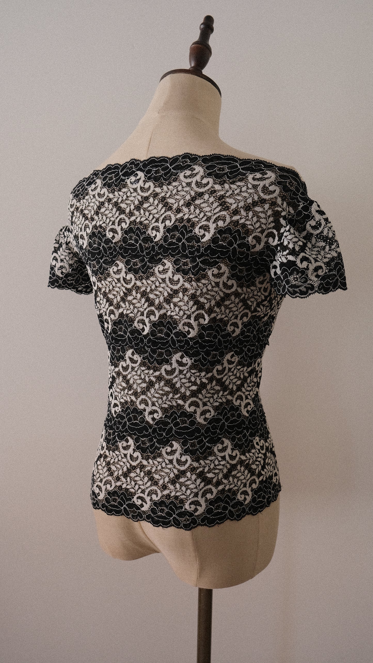 Chantal Thomass lace top with cutout (S-M)