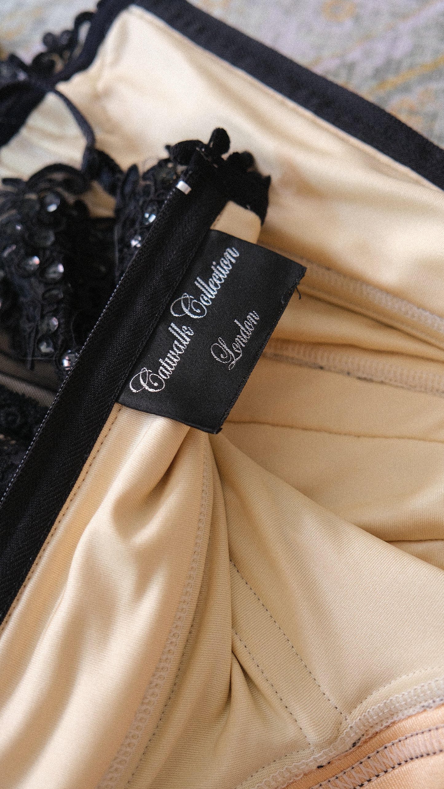 RARE Vintage English designer 2 piece set (S-M)