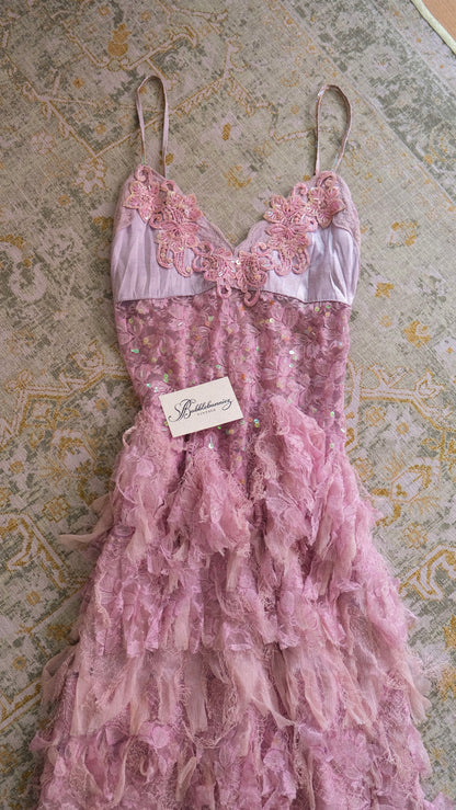 Vintage lilac flamingo ruffle dress (S-M)