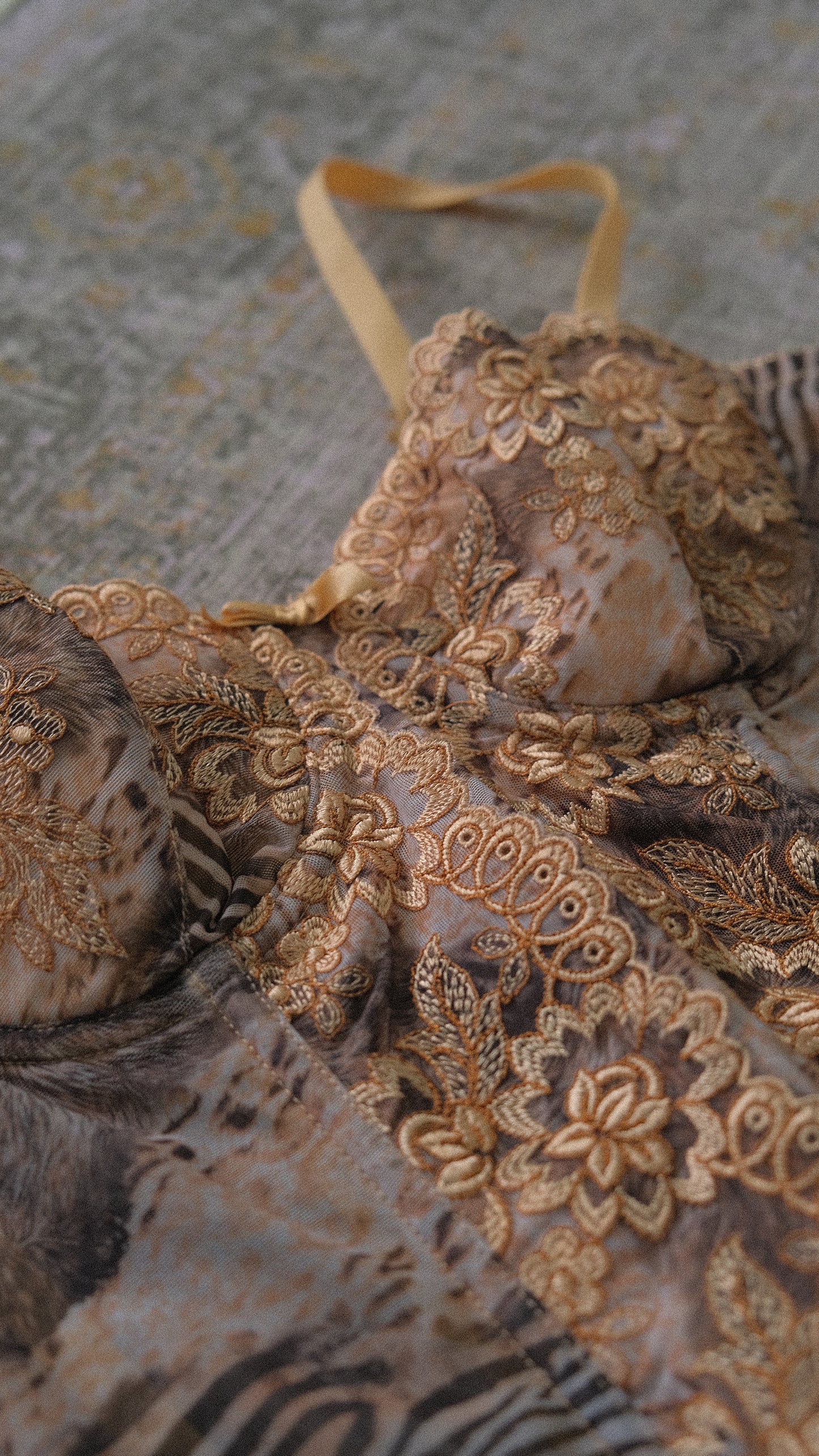 Vintage animal print corset (24B/75B)