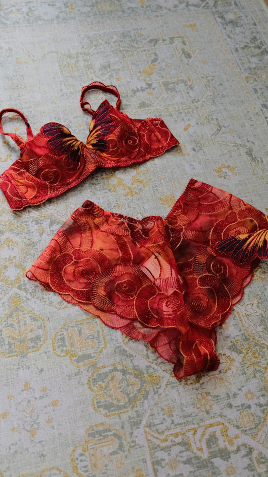Vintage French Butterfly bra (75B/34B)