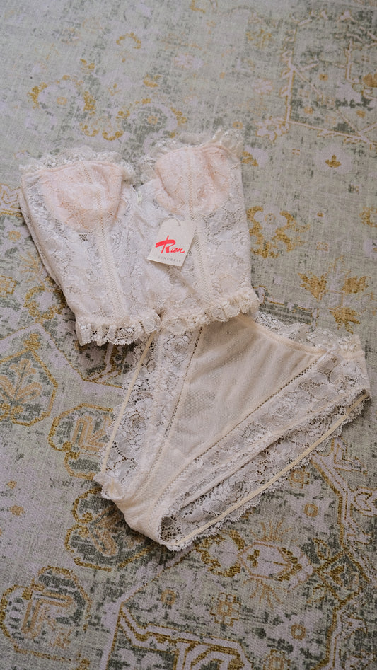 Vintage French set (65B/30B, S)