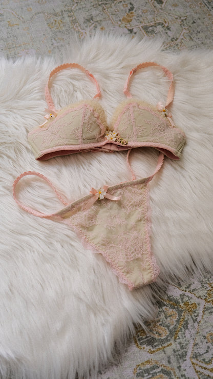 Vintage French Floral set (70B/32B, 36)