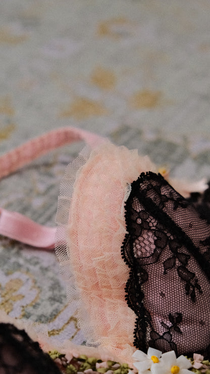 Vintage French Dark Floral bra (34D/75D)