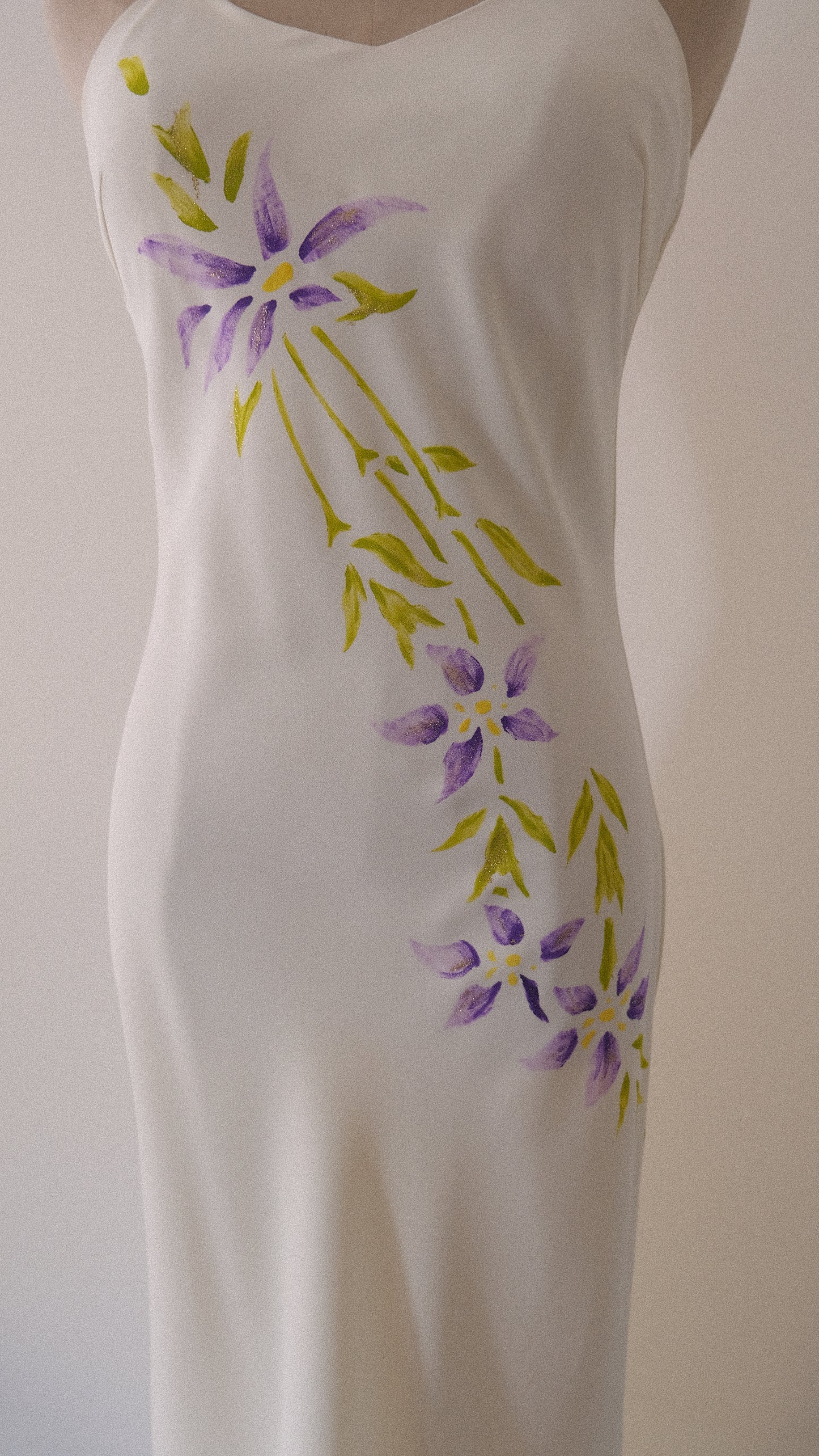 Ruffled floral bridal dress (S)