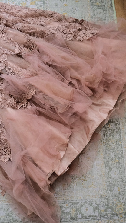 Blush Petal dress (M-L)