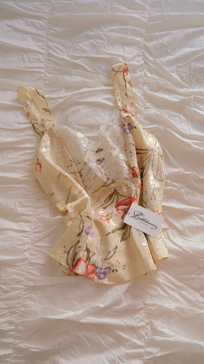 Vintage creme lingerie cami (M)