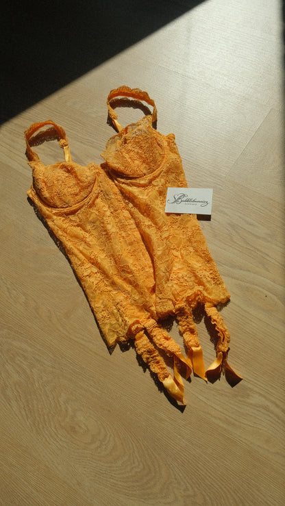 La Perla citrus lace corset (36/80)