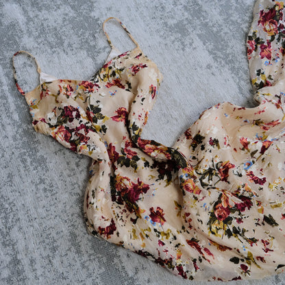 Ivory wildflower bloom dress (S/M, M)