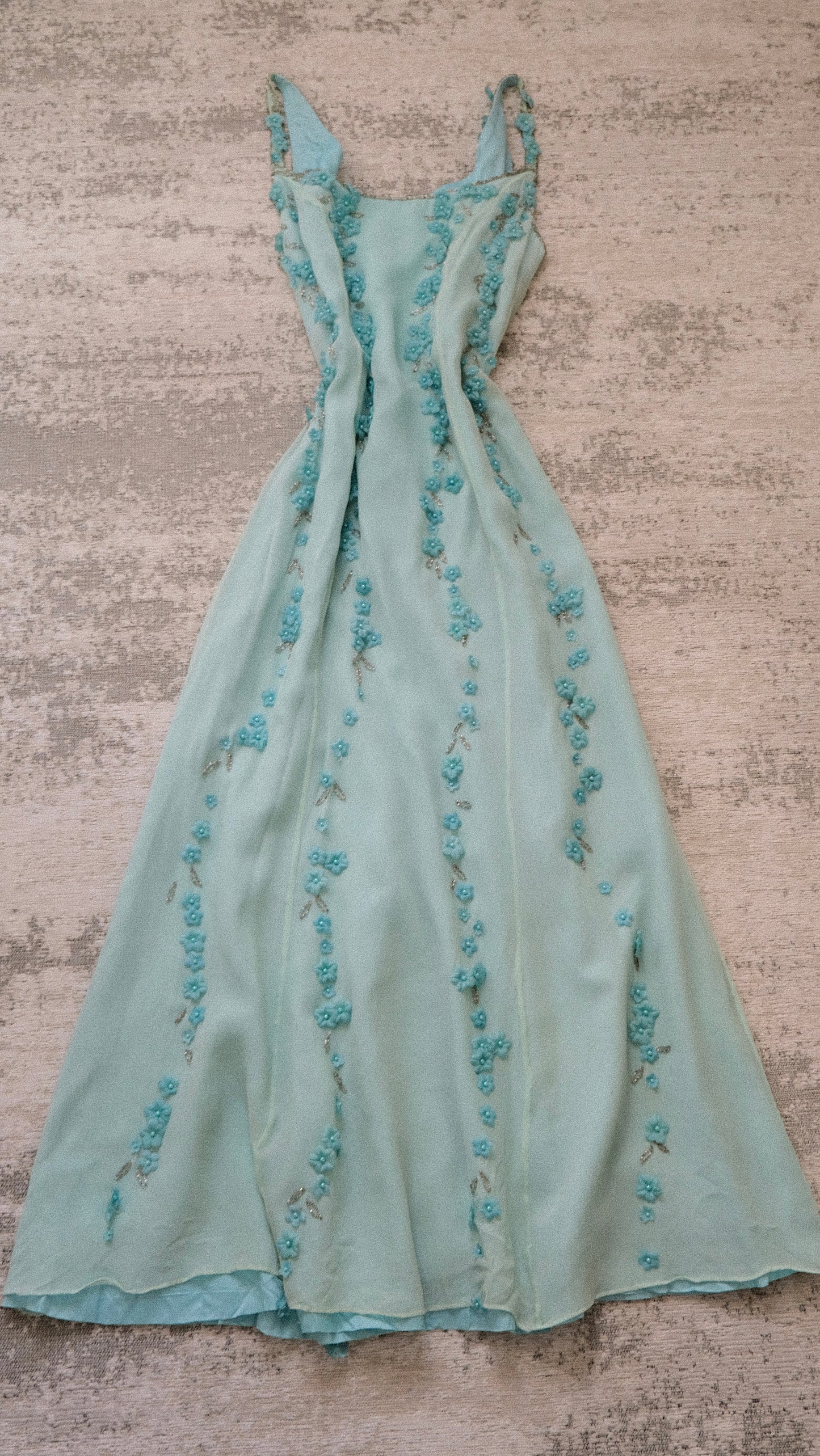 Frosted Florals dress (M, M/L)