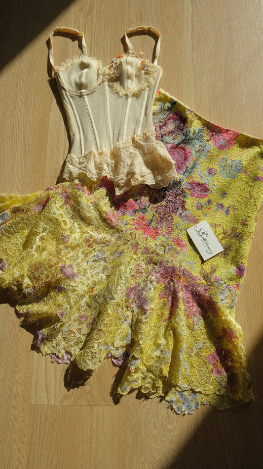 Vintage Italian yellow floral skirt (S-S/M)