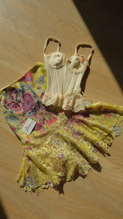 Vintage Italian yellow floral skirt (S-S/M)