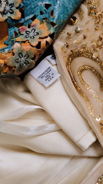 Radiant Sunshine Mini dress (M, M/L)