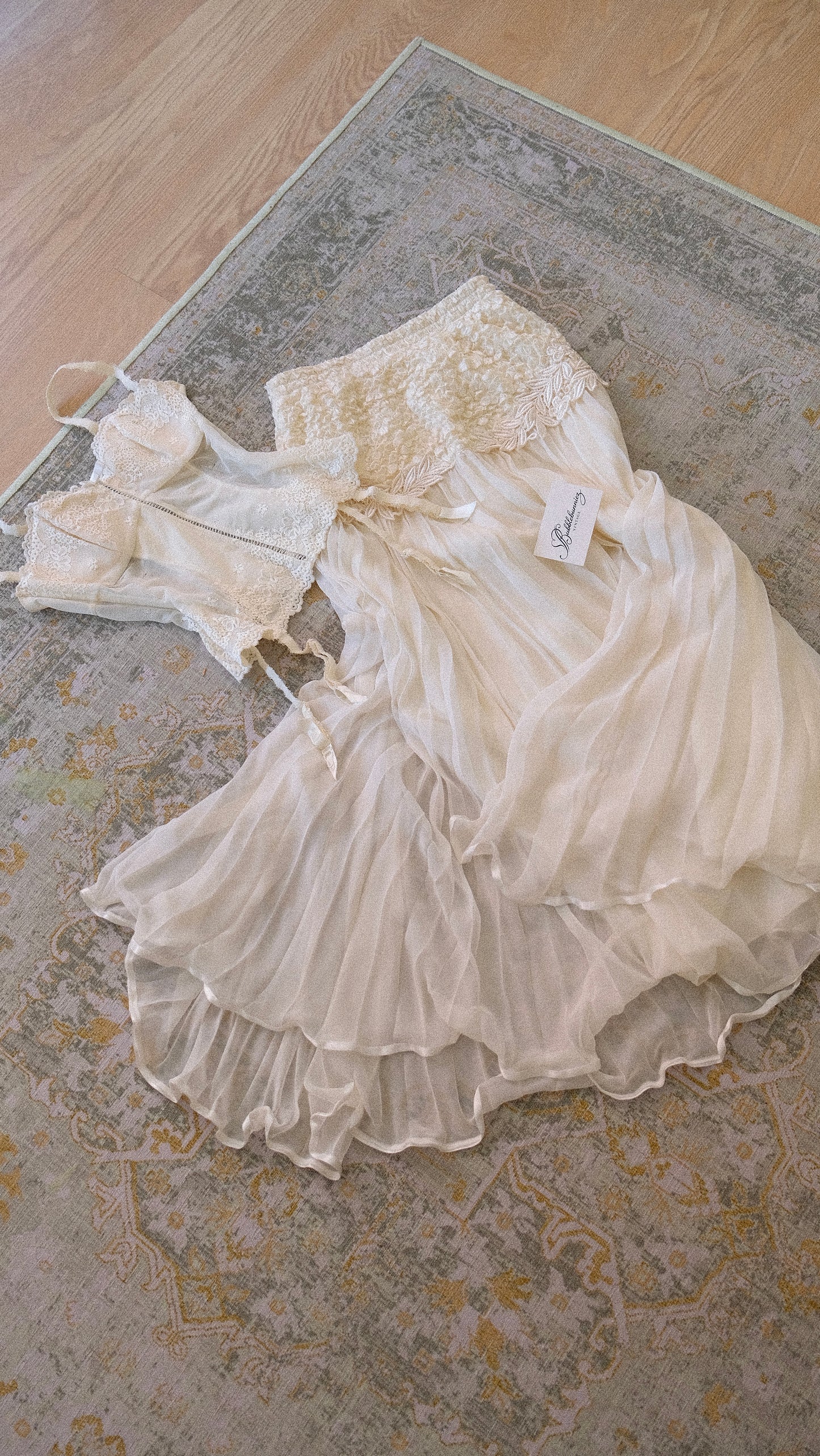 Vintage French bridal 3 piece set (S-M)