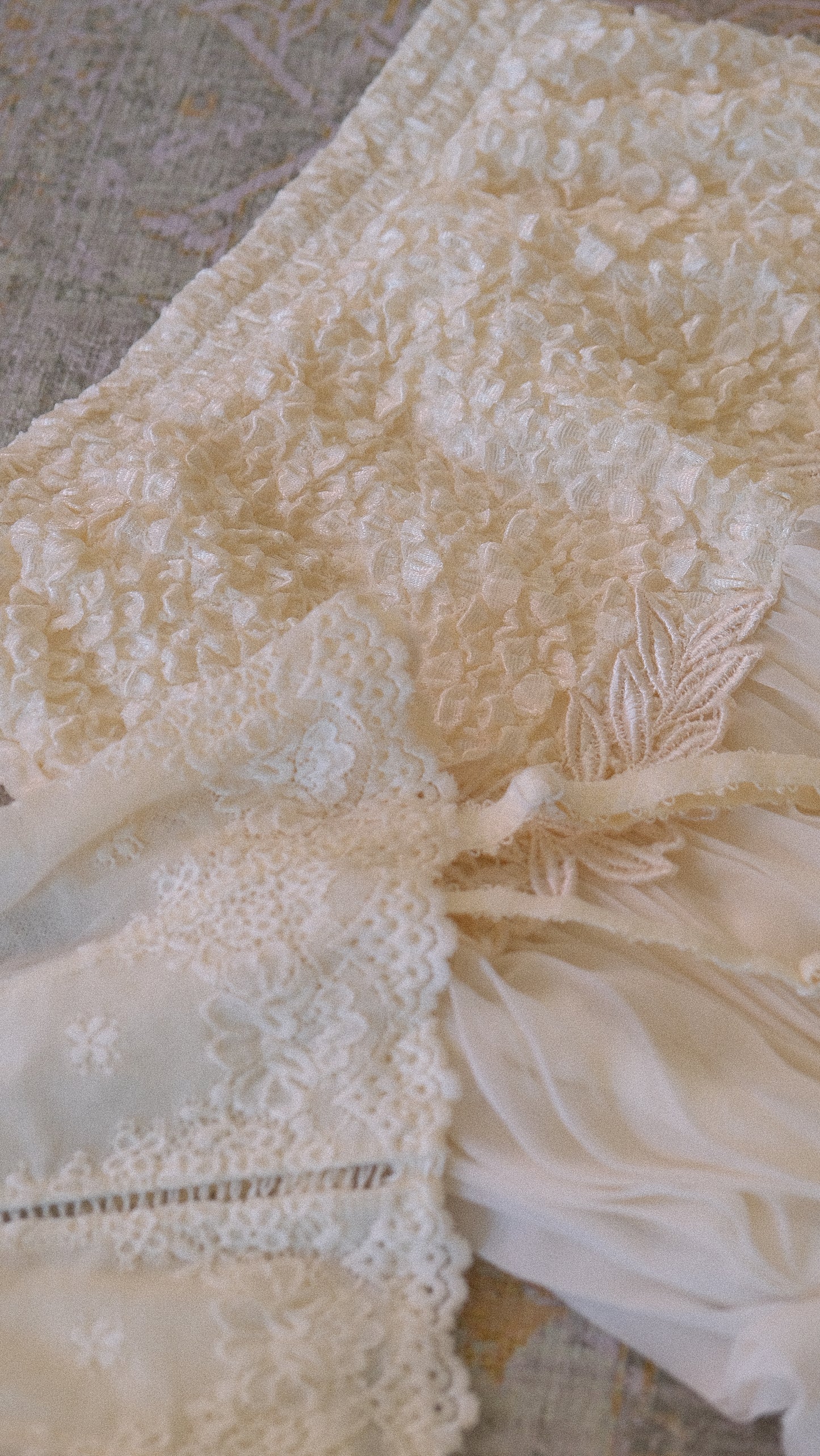 Vintage French bridal 3 piece set (S-M)