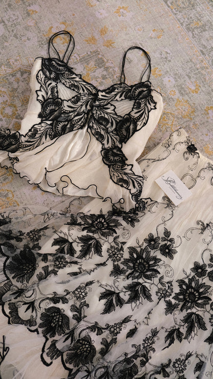 Vintage Spanish black & white butterfly 2 piece set (M)
