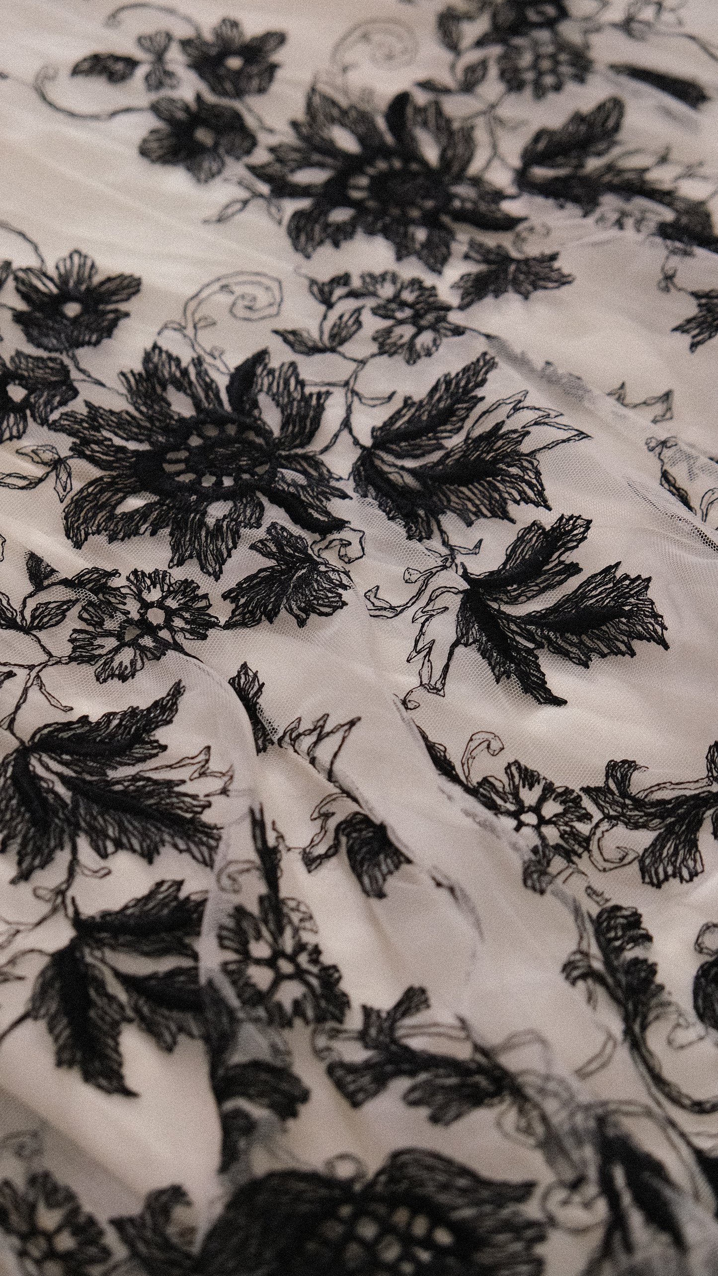 Vintage Spanish black & white butterfly 2 piece set (M)