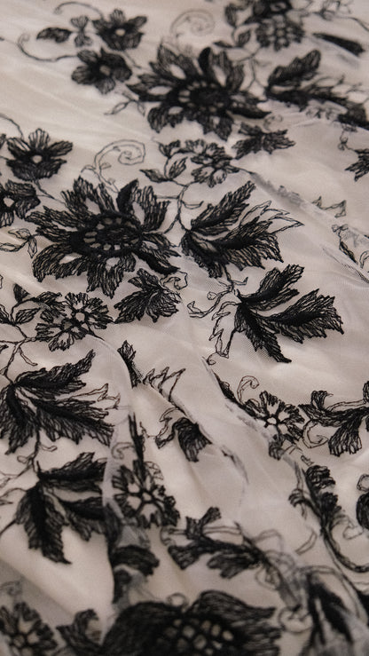 Vintage Spanish black & white butterfly 2 piece set (M)