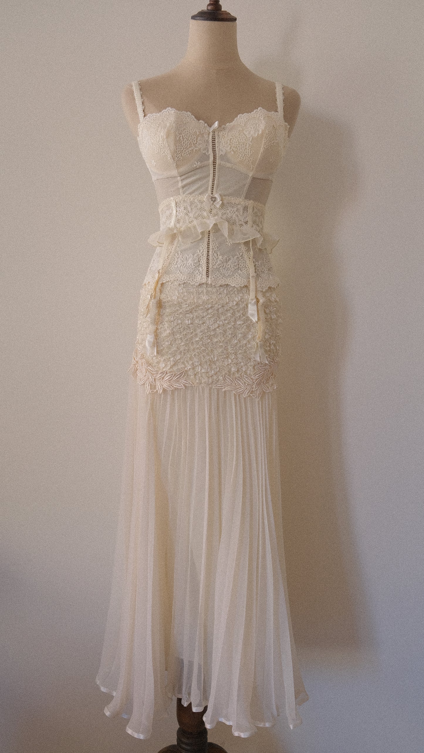 Vintage French bridal 3 piece set (S-M)