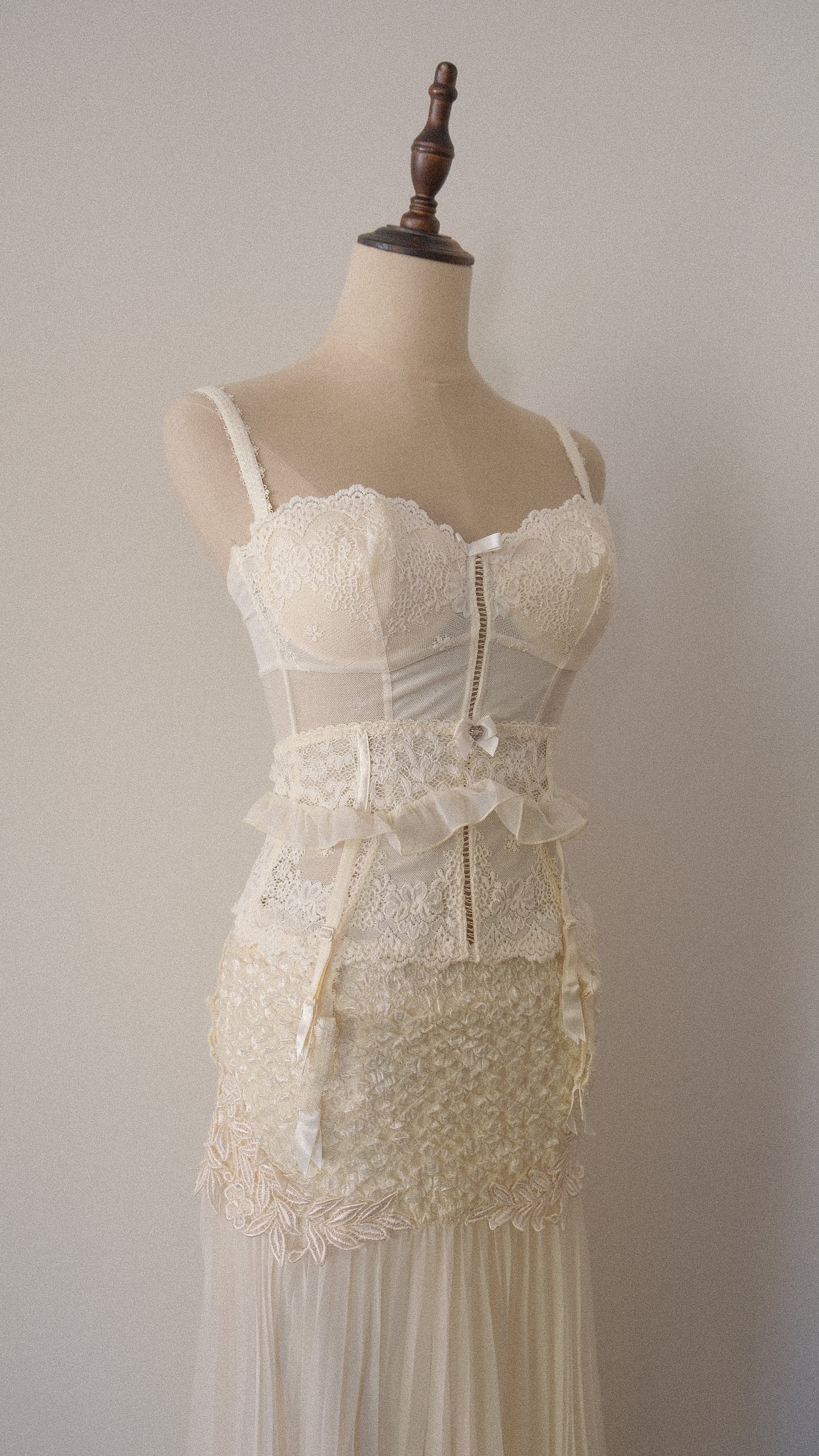 Vintage French bridal 3 piece set (S-M)