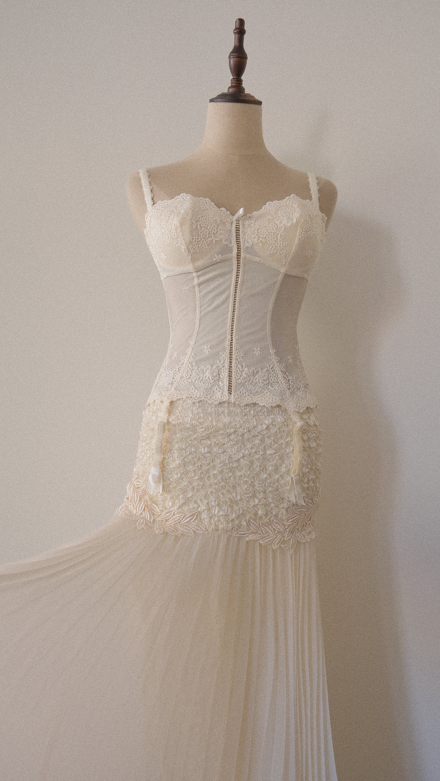 Vintage French bridal 3 piece set (S-M)