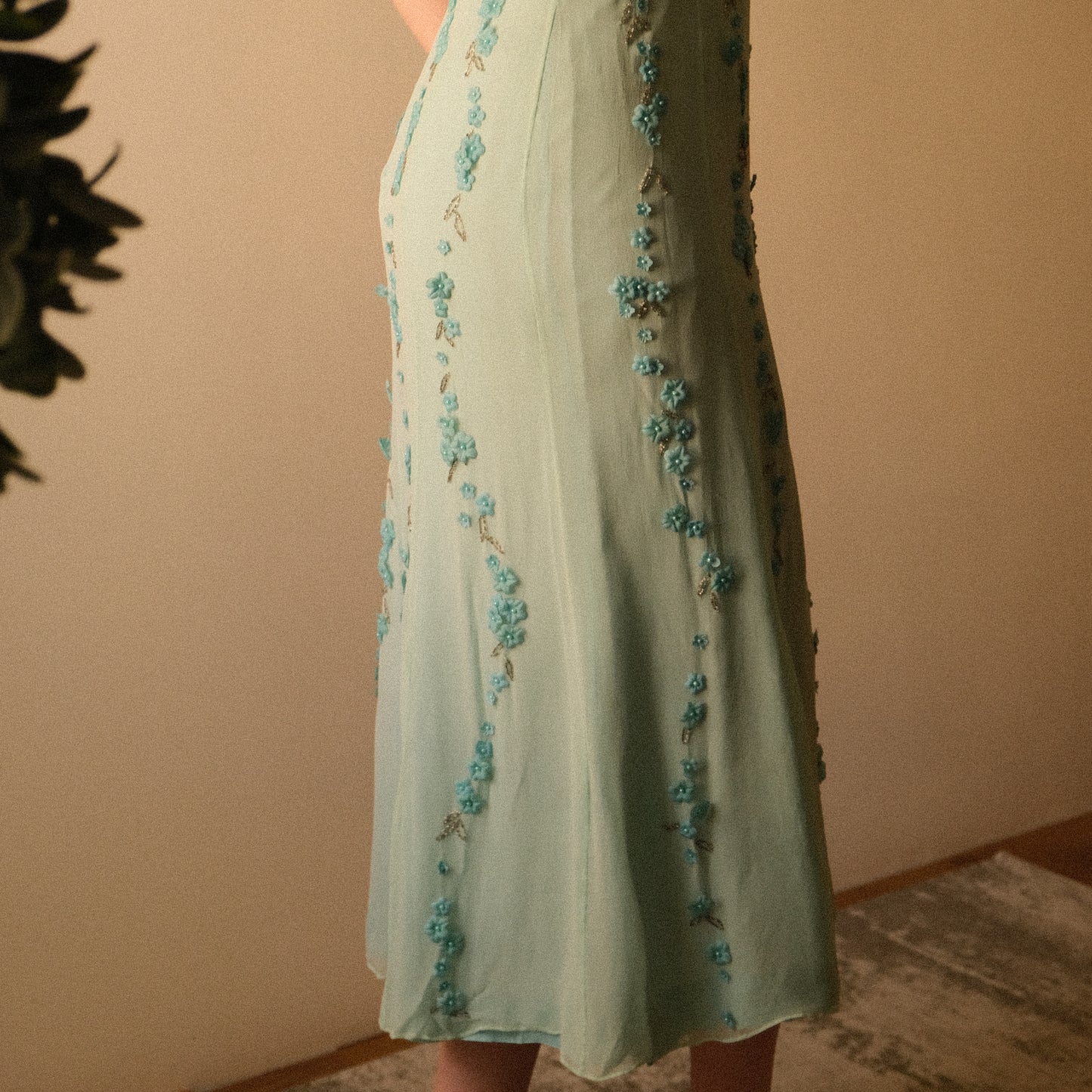 Frosted Florals dress (M, M/L)