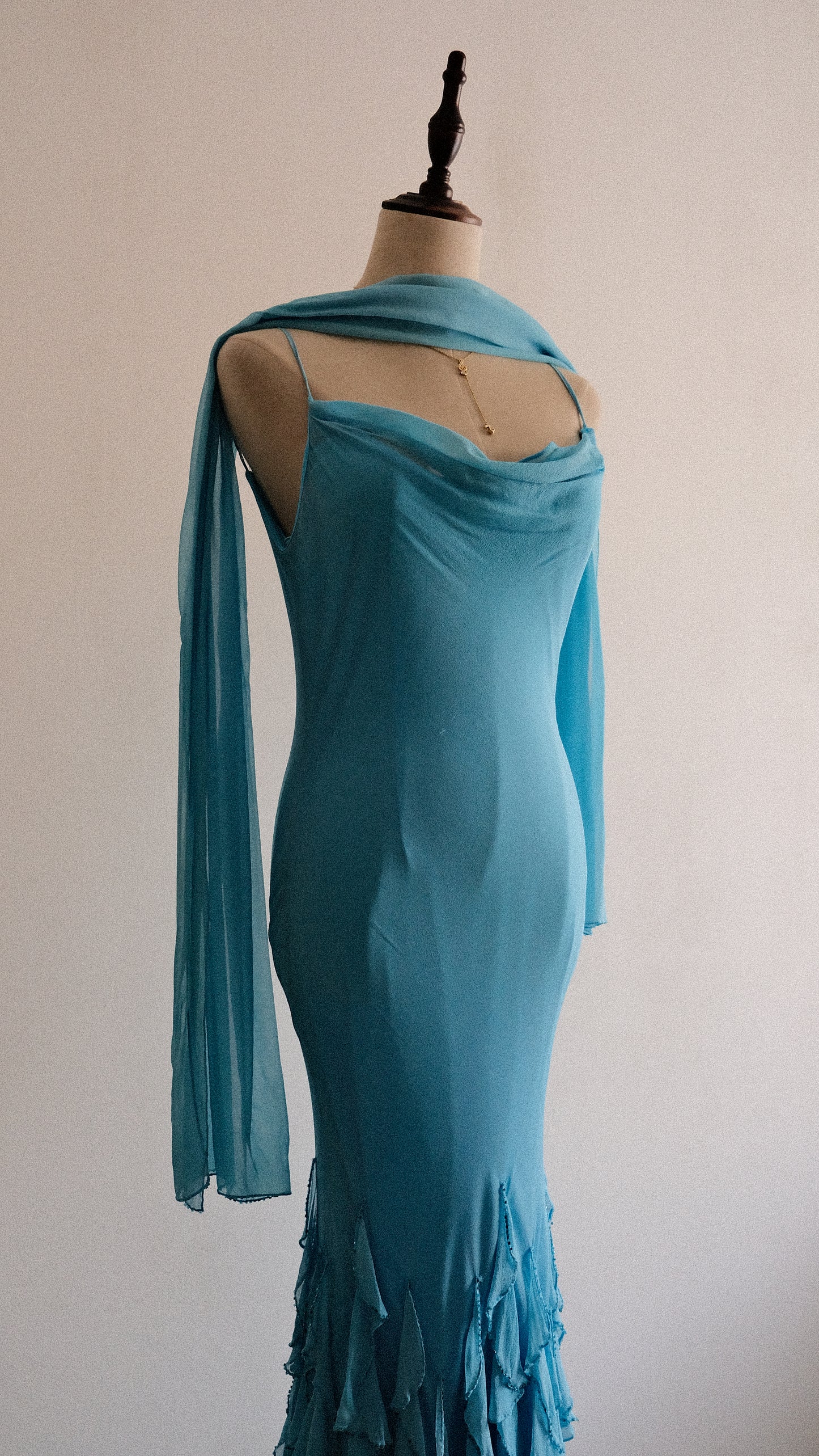 Bluebell Ruffle dress (M)