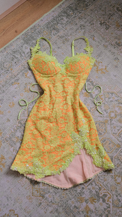 The melon fever English designer corset dress (XS-S/M)