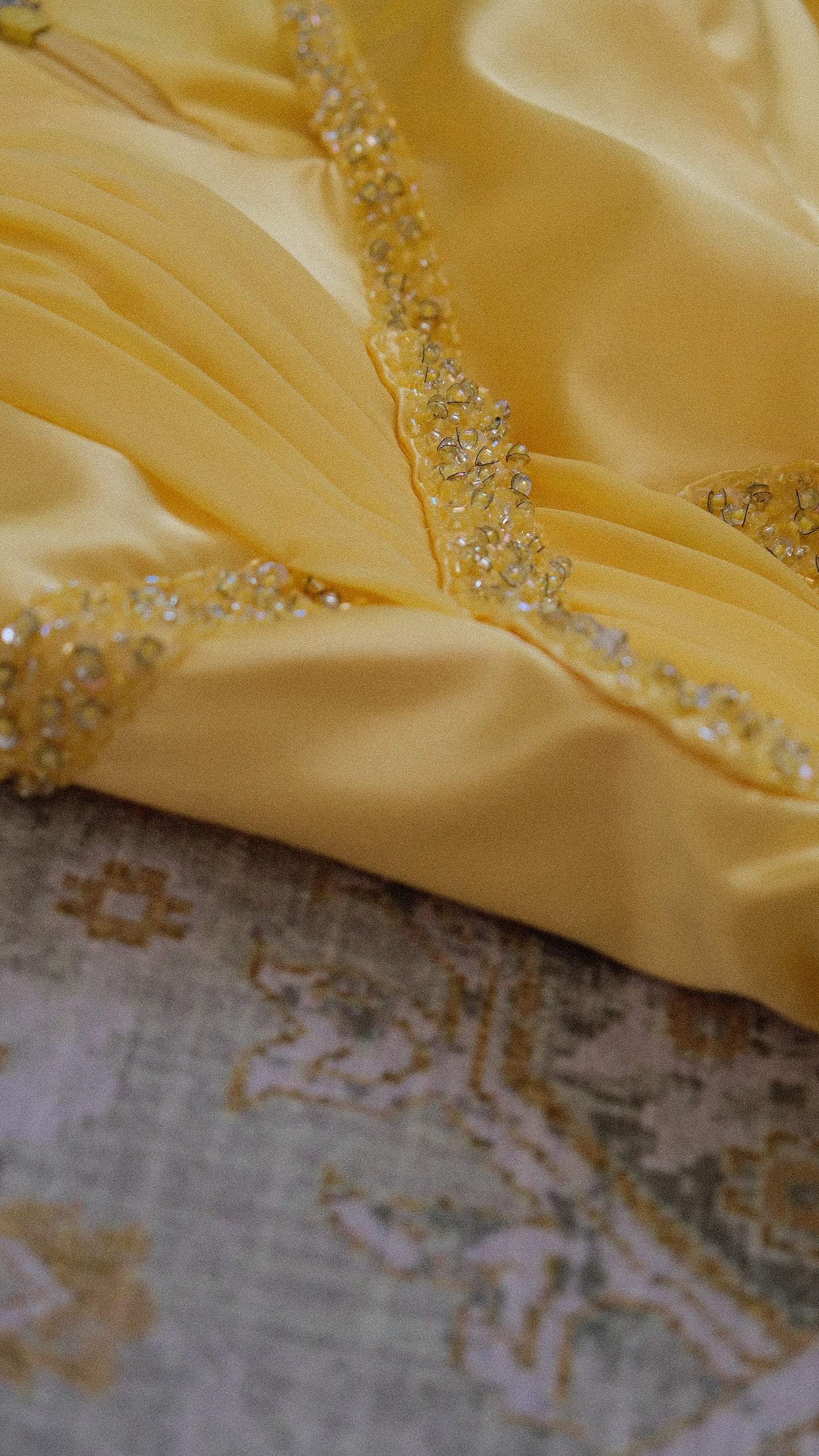 Sunflower yellow prom gown (M)