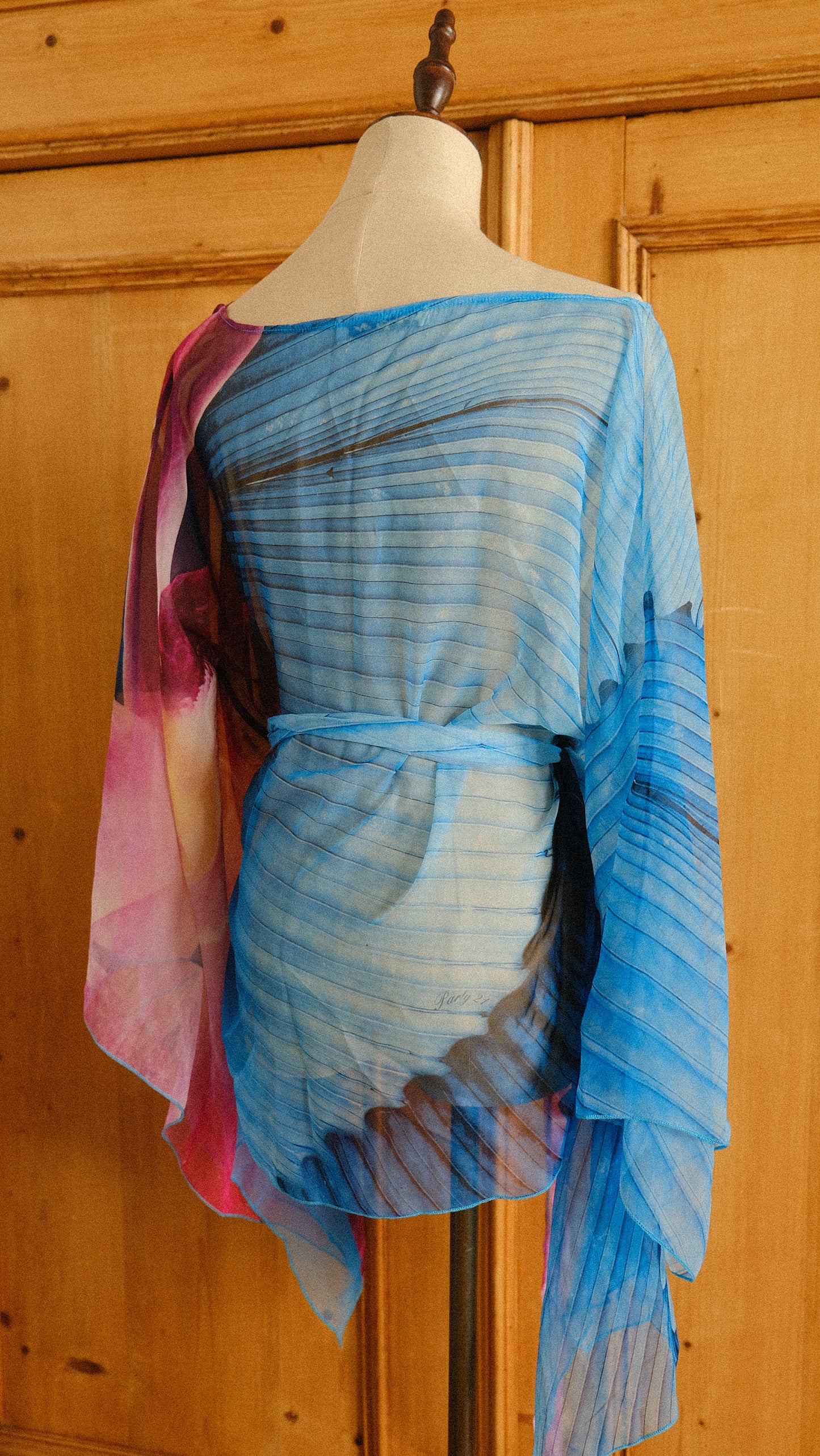 Deadstock tropical flowy top (S-L)