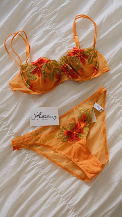 Vintage Malizia by La Perla orange floral lingerie set (34B/75B)
