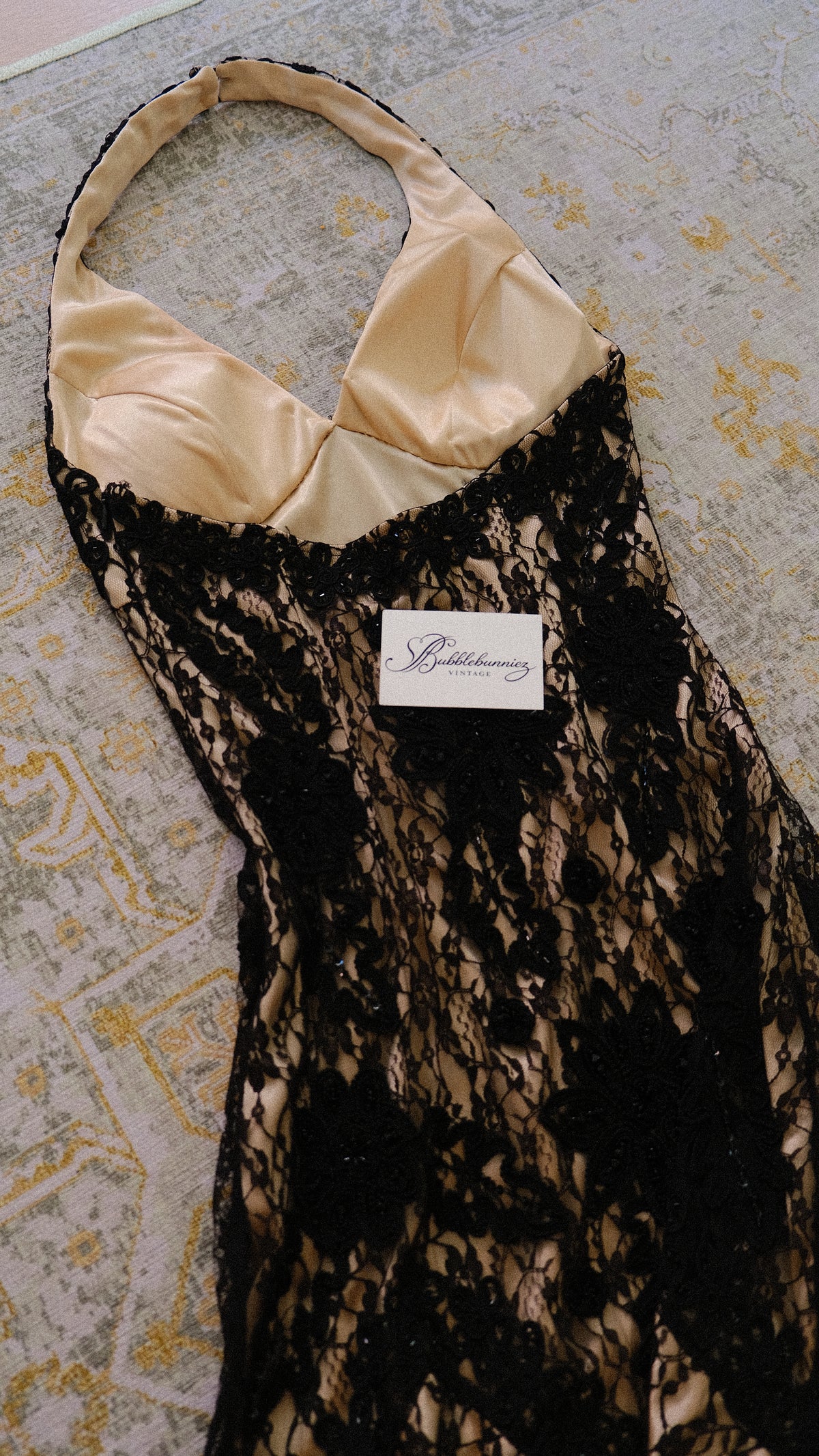 Vintage creme & black lace halterdress (M)