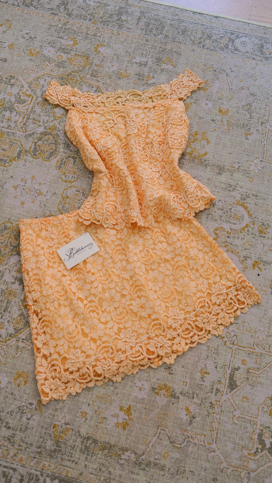 Vintage Spanish soft orange 2 piece set