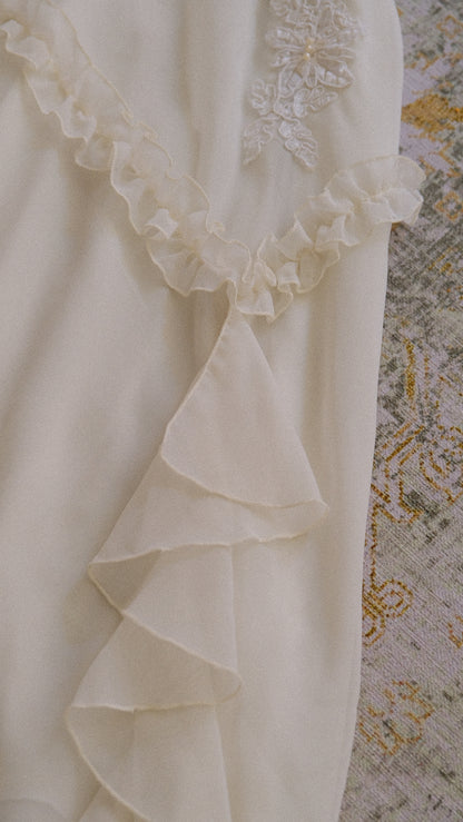 Deadstock ruffled bridal dress (L)
