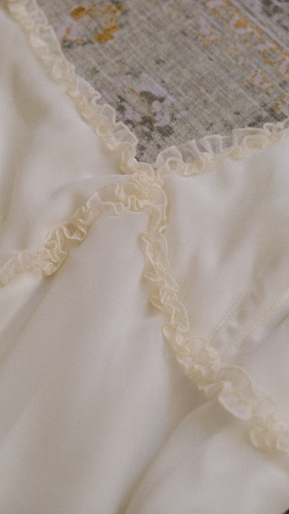 Deadstock ruffled bridal dress (L)