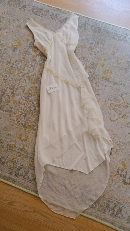 Deadstock ruffled bridal dress (L)