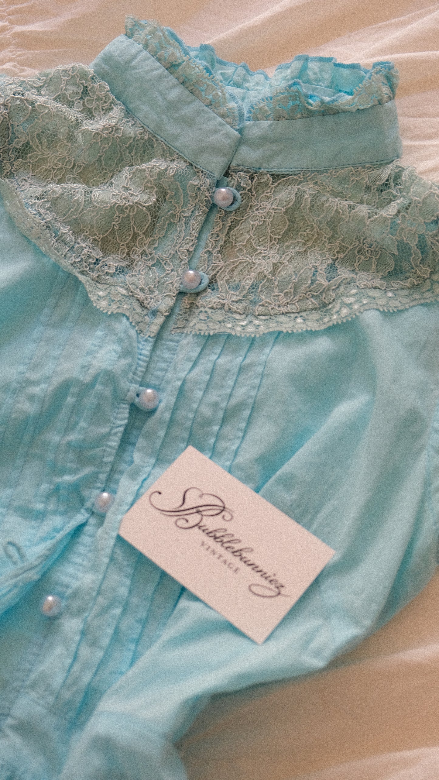 Vibrant blue short sleeve blouse (S-S/M)