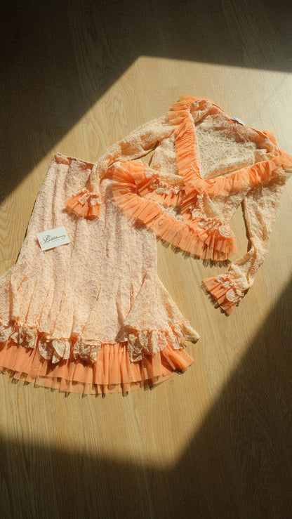 Vintage Spanish apricot 2 piece (M)