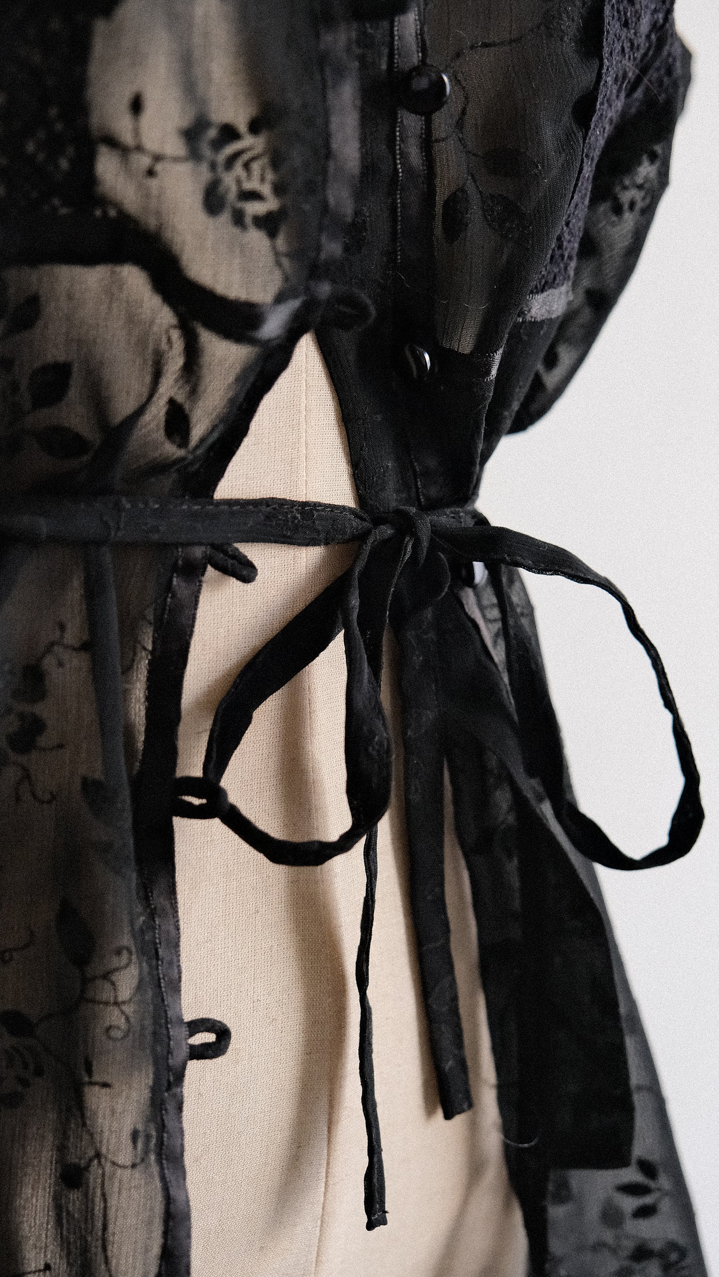 Vintage short sleeve blouse (M)