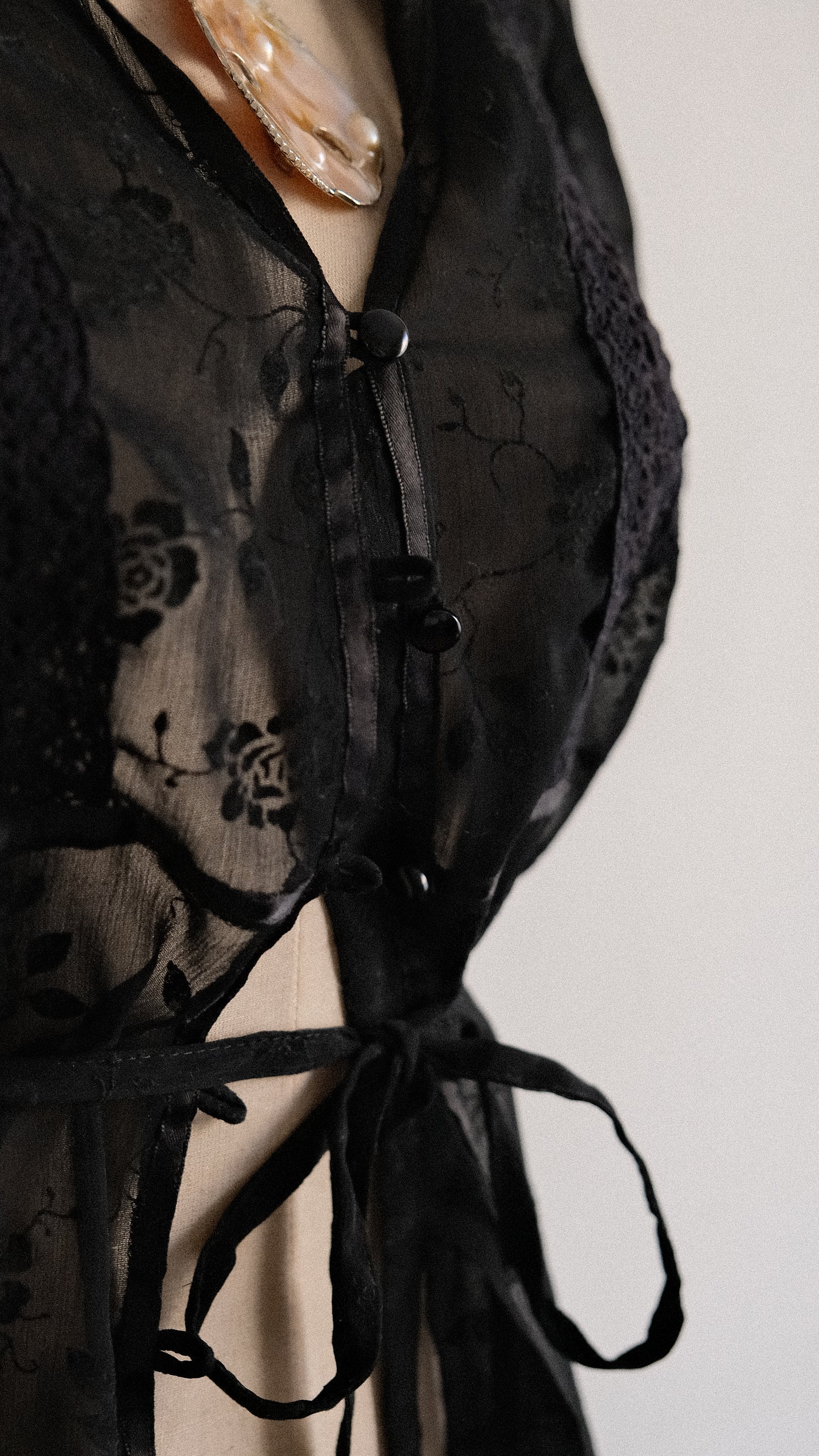 Vintage short sleeve blouse (M)