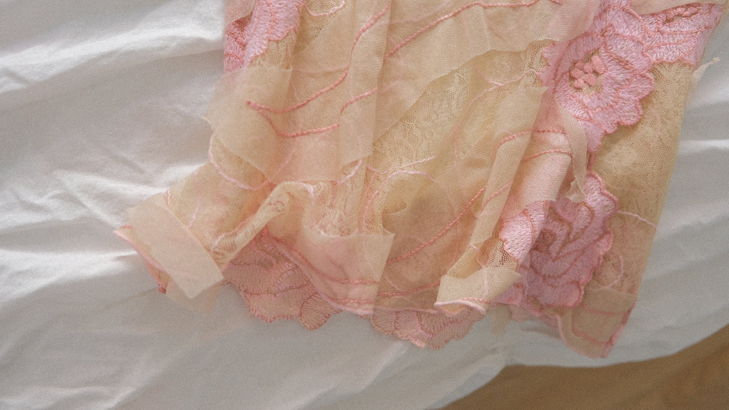 Soft pink Suggest by Pain de Sucre floral mesh short sleeve (M)