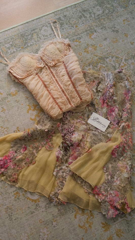Vintage Italian rare soft creme ruffled corset (S/M)