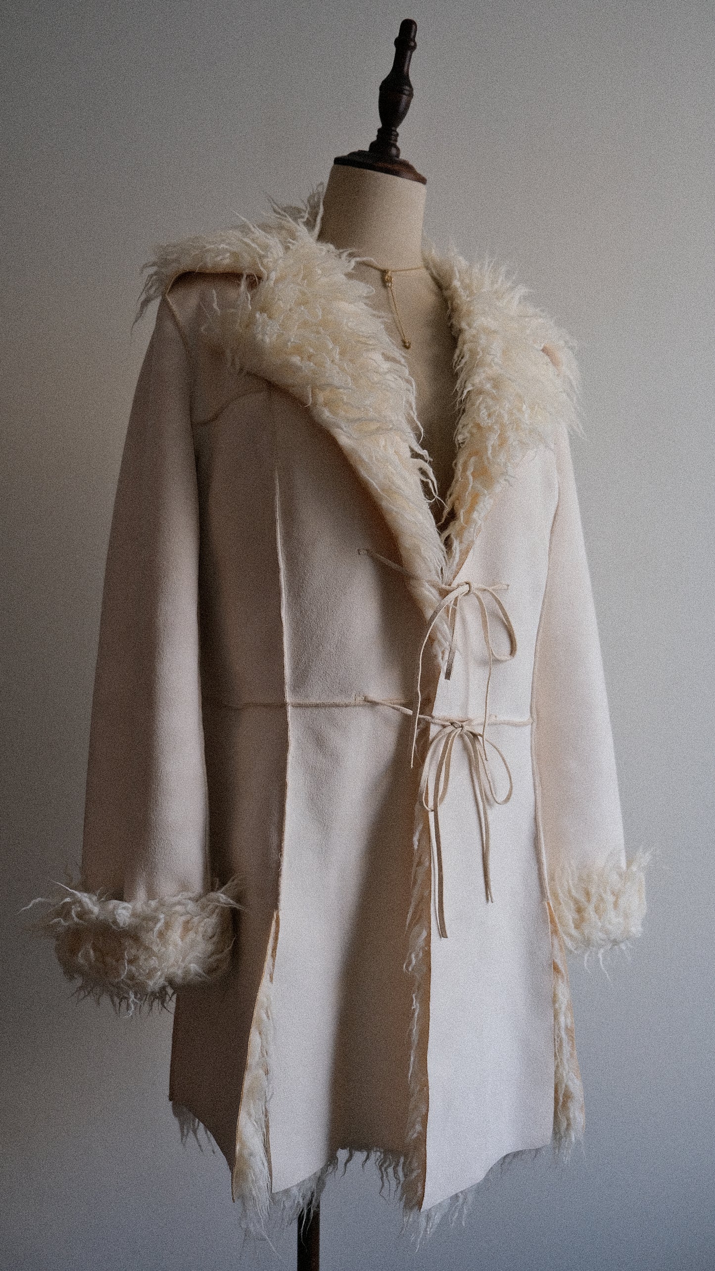 Vintage French Faux Fur winter coat (M)