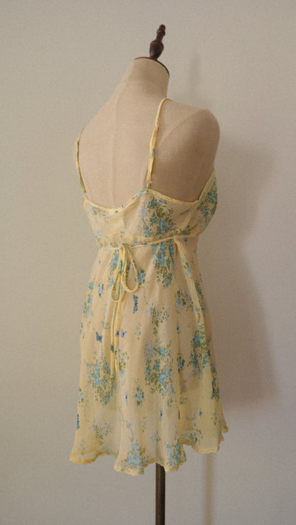 Vintage soft yellow butterfly babydoll (M)
