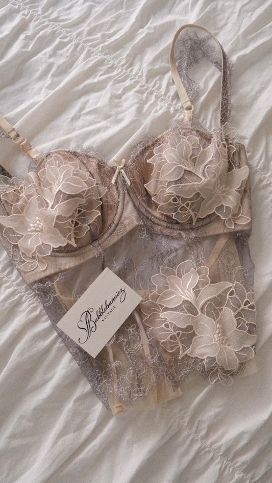 RARE Vintage French dove grey corset (L)