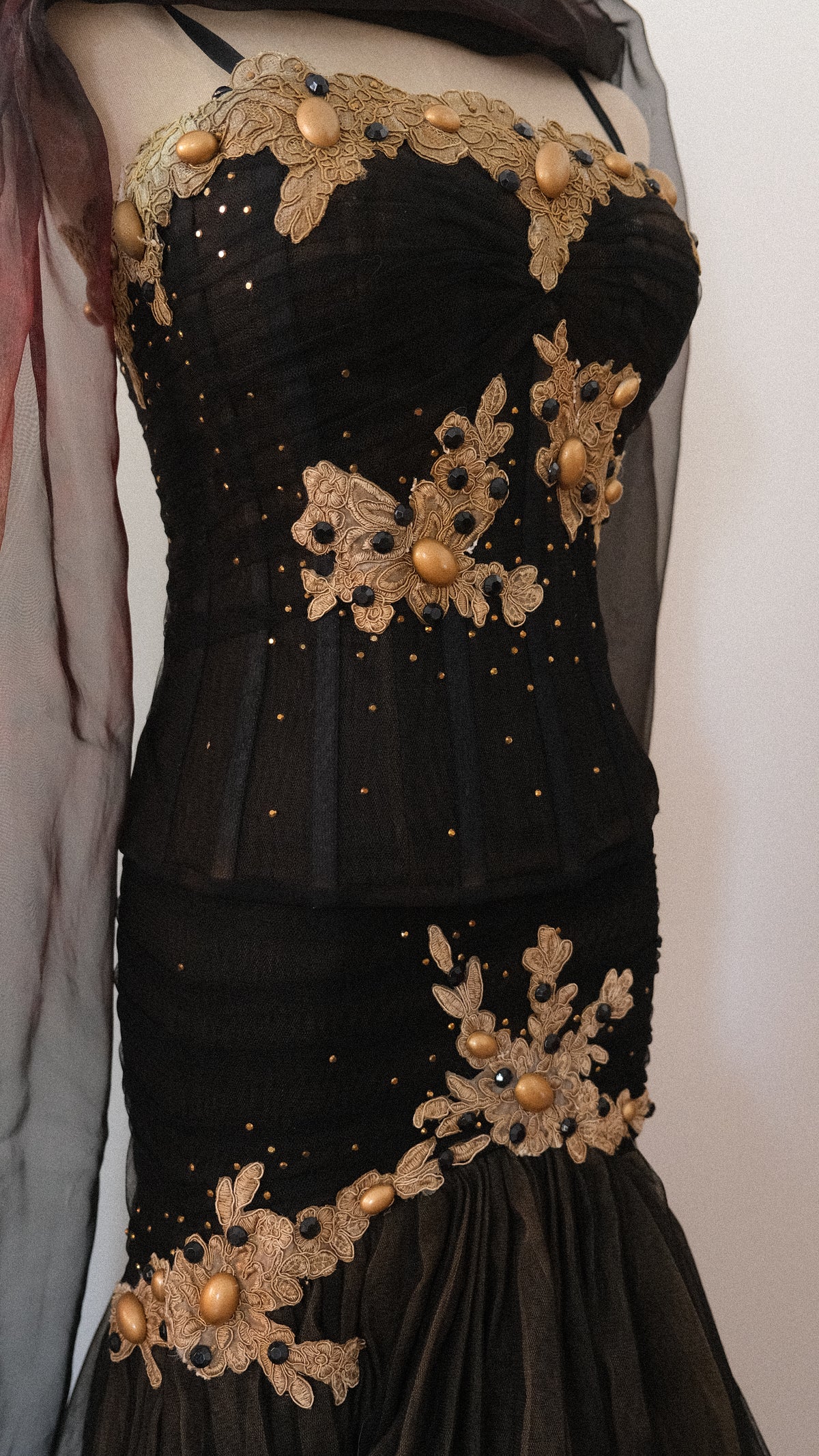 RARE Vintage Musani Gold 3 piece set (S)